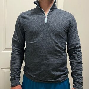 Lululemon men’s pull over